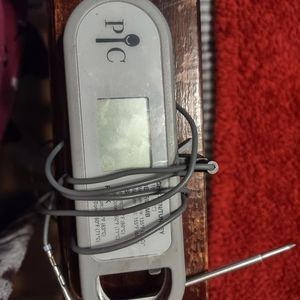 Pampered chef meat thermometer